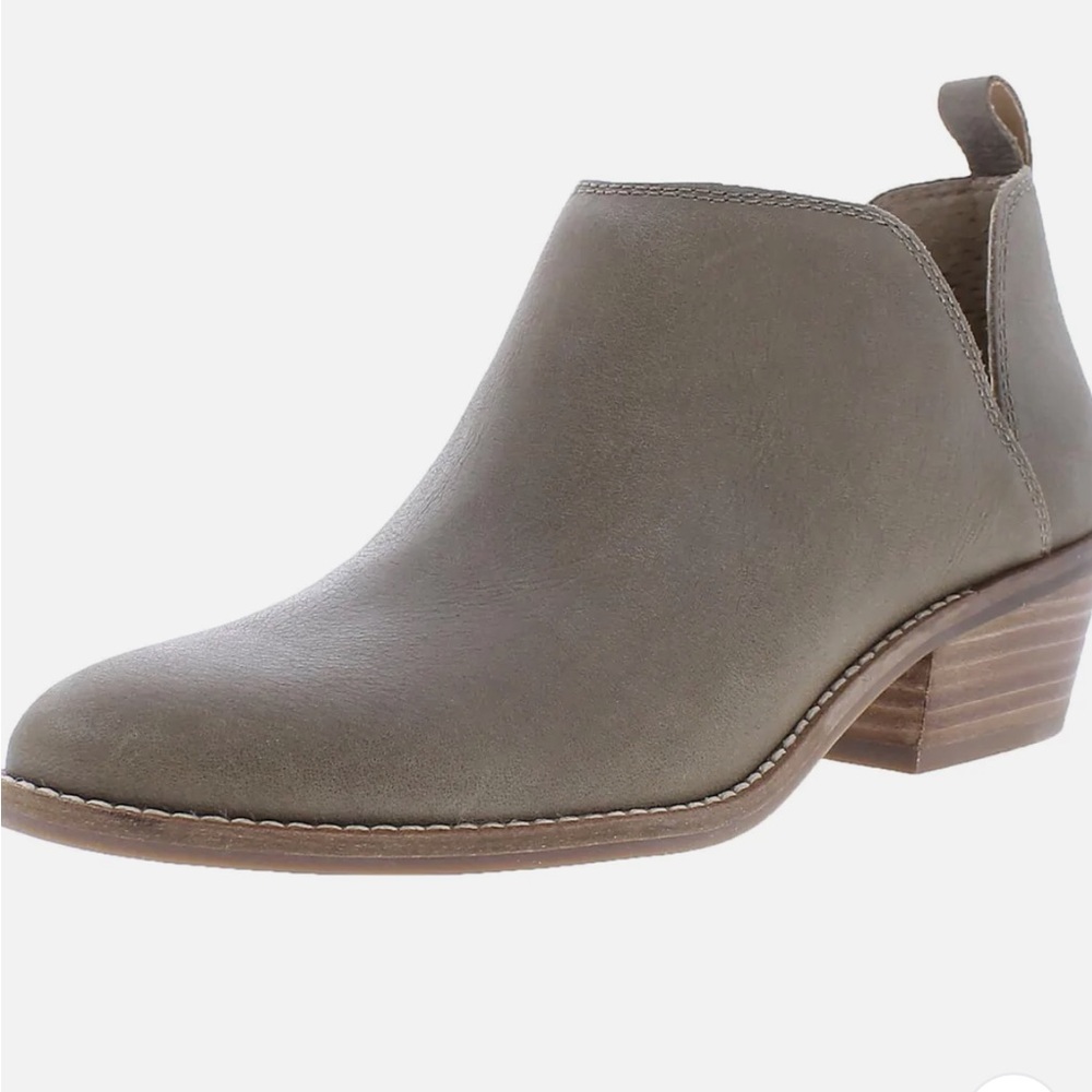 Lucky Brand - Fayth 2 Womens Leather Booties. Like new condition!!